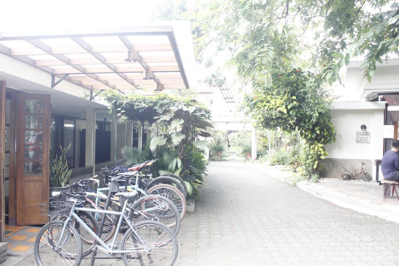 Hotel Bumi Asih Gedung Sate Bandung Exteriör bild