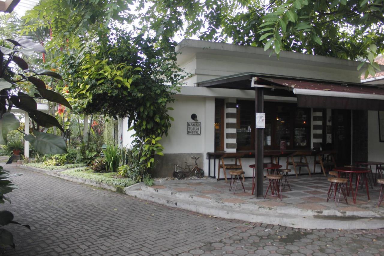 Hotel Bumi Asih Gedung Sate Bandung Exteriör bild
