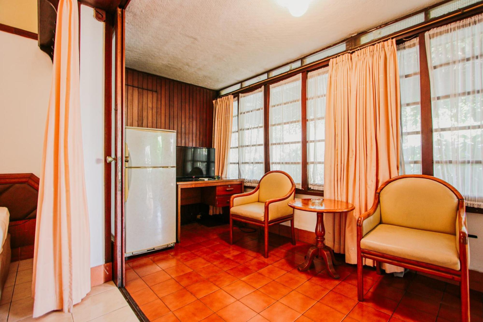 Hotel Bumi Asih Gedung Sate Bandung Exteriör bild