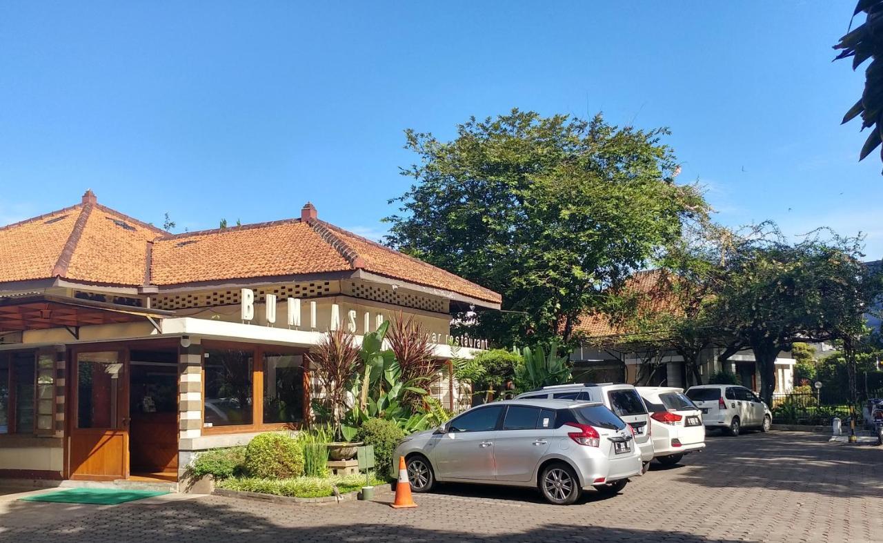 Hotel Bumi Asih Gedung Sate Bandung Exteriör bild